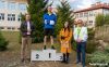 Biegacze stoją na podium